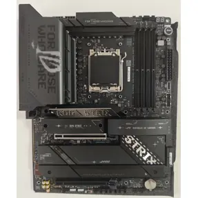 Asus ROG Strix X870E-E Gaming WIFI, AMD X870E, AM5, DDR5, ATX, 90MB1IB0-M0EAY0 - Artikl umanjene vrijednosti