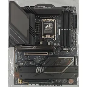 Asus ROG Strix Z890-F Gaming WIFI, Intel Z890, LGA 1851, DDR5, ATX, 90MB1I40-M0EAY0 - Artikl umanjene vrijednosti