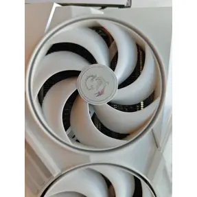 msi-rtx5080-gaming-trio-oc-white-artikl-umanjene-vrijednosti-4620-305100073.webp