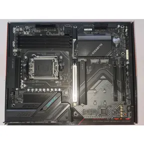 outlet-gigabyte-x870-gaming-wifi6-amd-x870-am5-ddr5-atx-x870-48294-305100082.webp