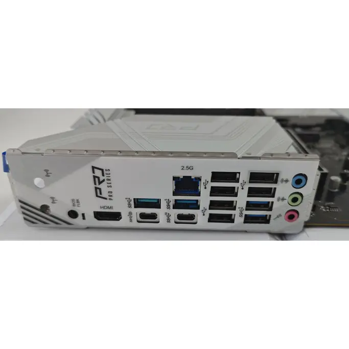 ASRock B850 Pro RS, AMD B850, AM5, DDR5 - Artikl umanjene vrijednosti - Slika 6