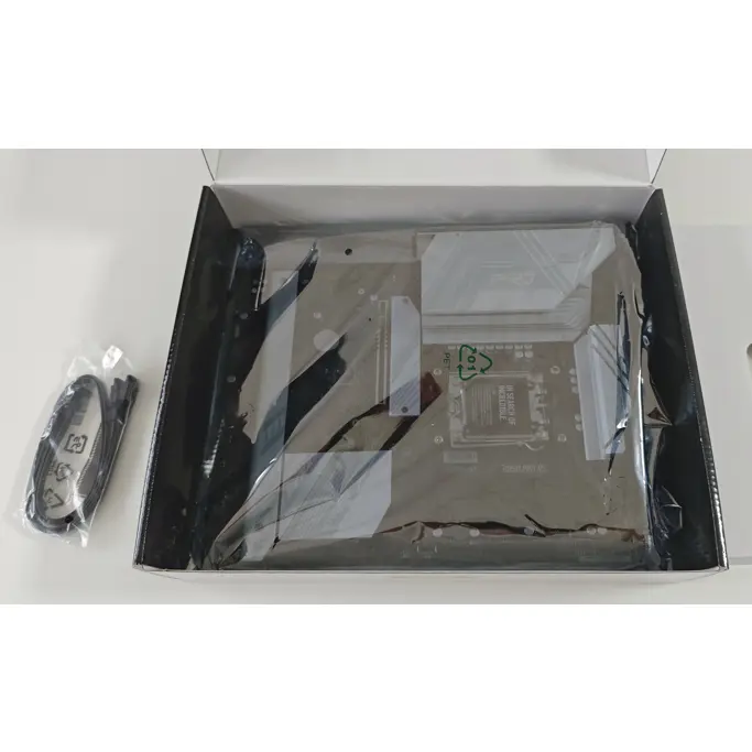 ASRock B850 Pro RS, AMD B850, AM5, DDR5 - Artikl umanjene vrijednosti - Slika 3