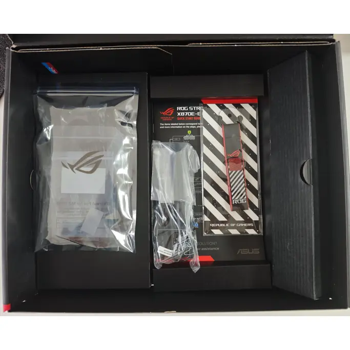 Asus ROG Strix X870E-E Gaming WIFI, AMD X870E, AM5, DDR5, ATX, 90MB1IB0-M0EAY0 - Artikl umanjene vrijednosti - Slika 5