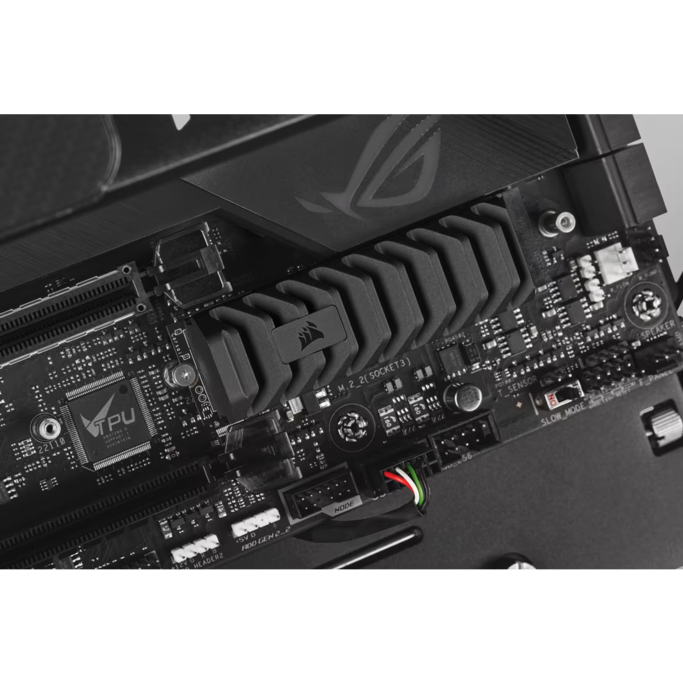 CORSAIR SSD 1TB, MP600 PRO XT, PCIe 4.0 x4, Gen.4 NVMe, M.2 2280, CSSD-F1000GBMP600PXT
- Slika 3